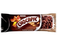Chocapic cereální tyčinka polomáčená v bílé polevě 25g 